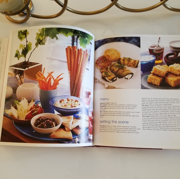 InStyle Party Book 🥂 - Picture 5 of 6